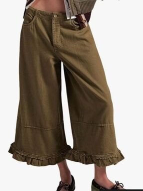 Wide Leg Ruffle Hem Pants in Olive/Brown